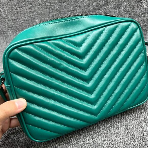 100% Authentic Yves Saint Laurent Camera Crossbody Bag - Picture 3 of 13